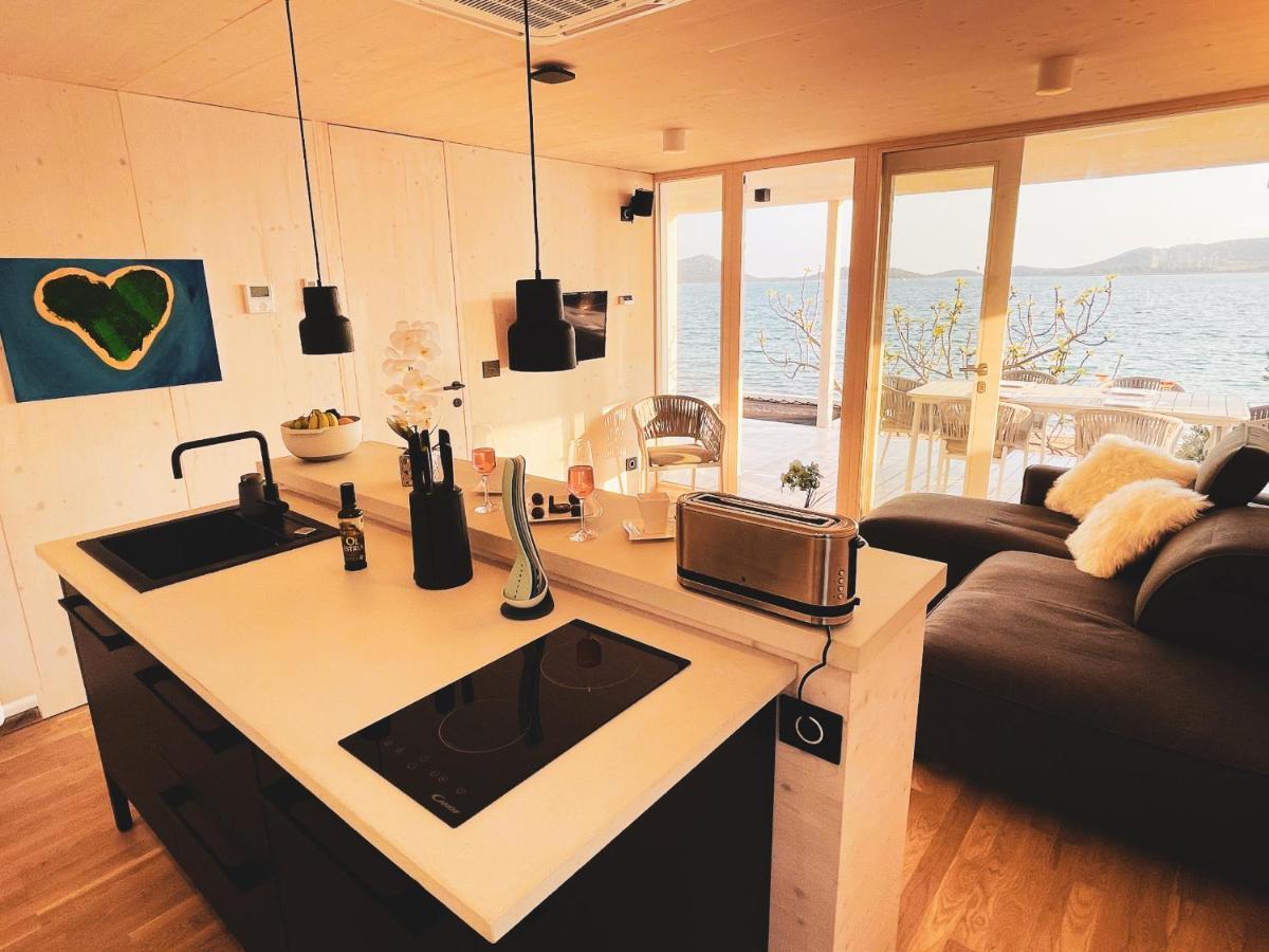 Buqez Eco Resort - Beach Villa 81 - 1St Sea Line By Beach ดราเก ภายนอก รูปภาพ
