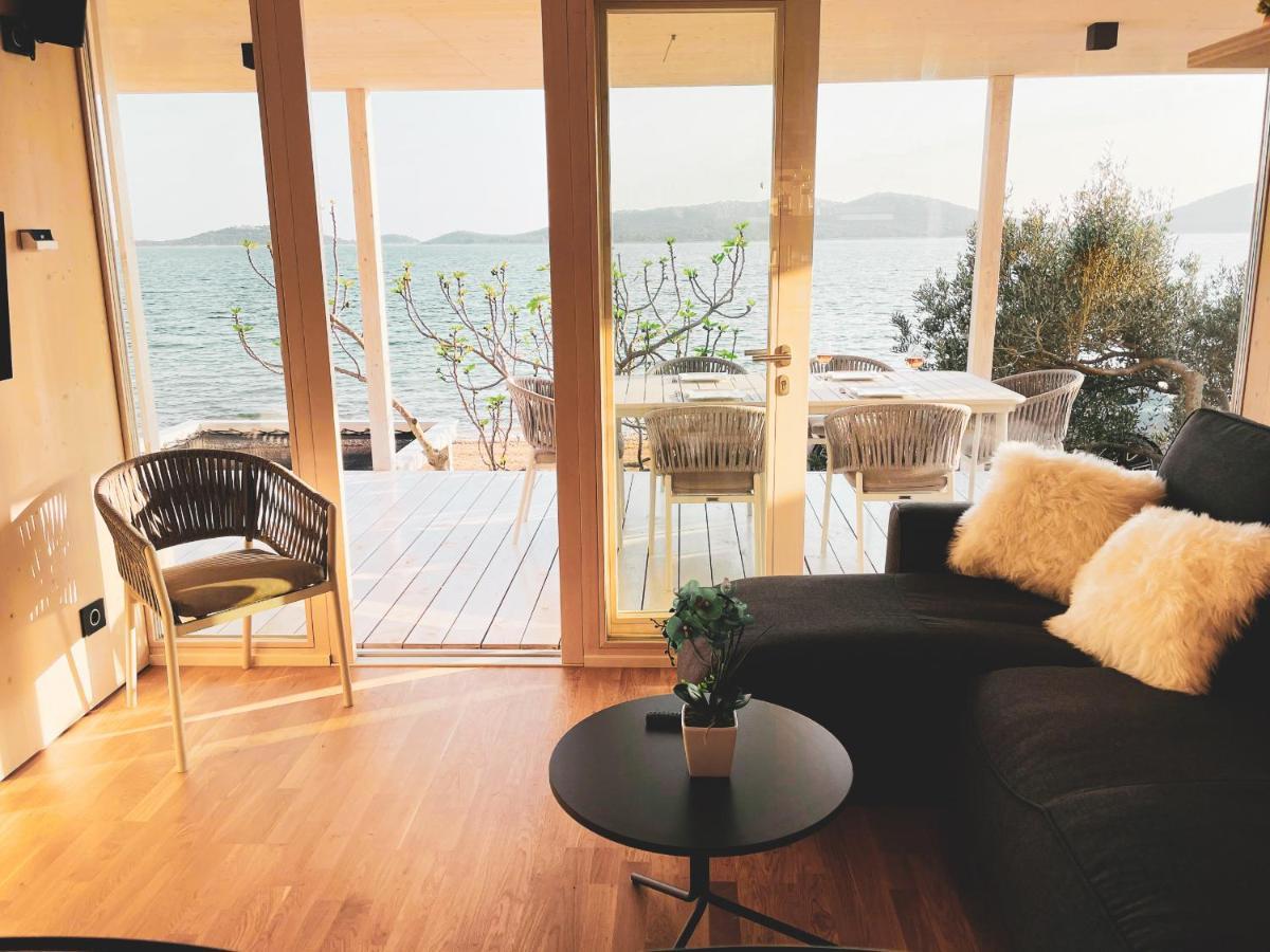 Buqez Eco Resort - Beach Villa 81 - 1St Sea Line By Beach ดราเก ภายนอก รูปภาพ